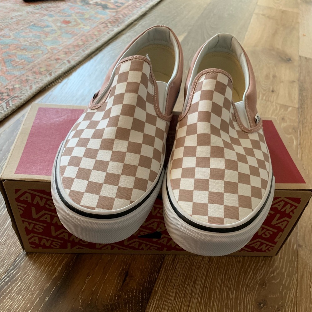 Women’s slip on vans- rose/true white-size 9.5